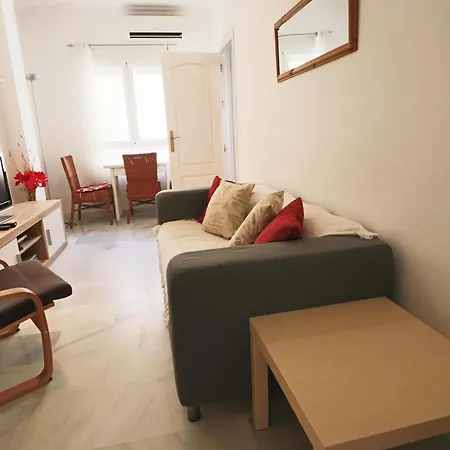 Troncon Apartment *